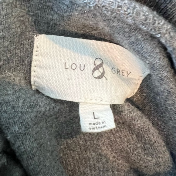 Lou & Grey Extra Soft Sweater Sz L - Picture 2 of 2